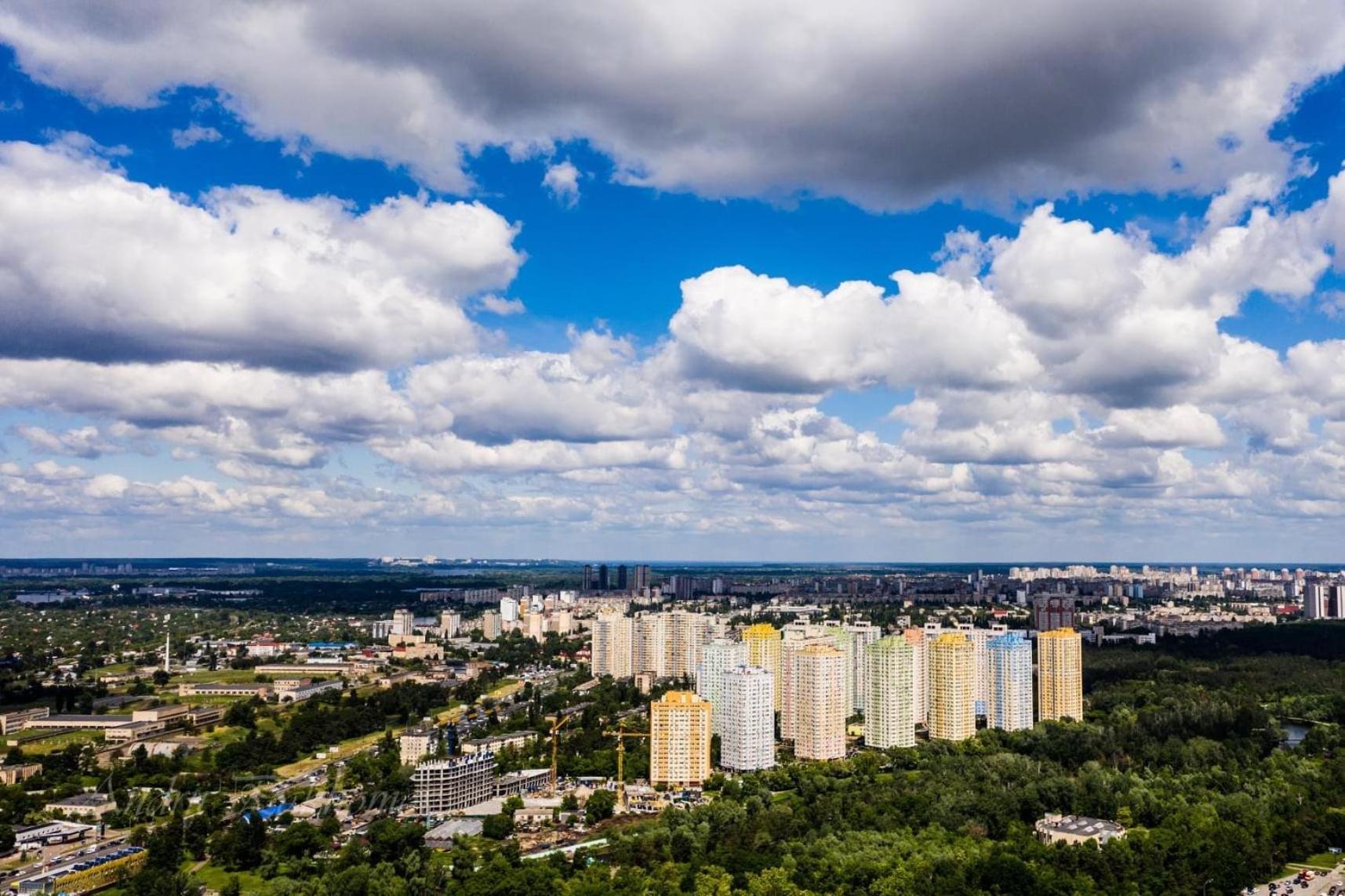 Apartment Voskresenska 18 , Парковые Озера Kyiv Exterior photo