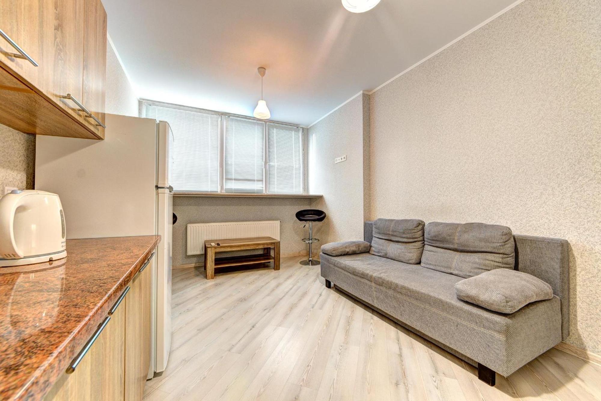 Apartment Voskresenska 18 , Парковые Озера Kyiv Room photo