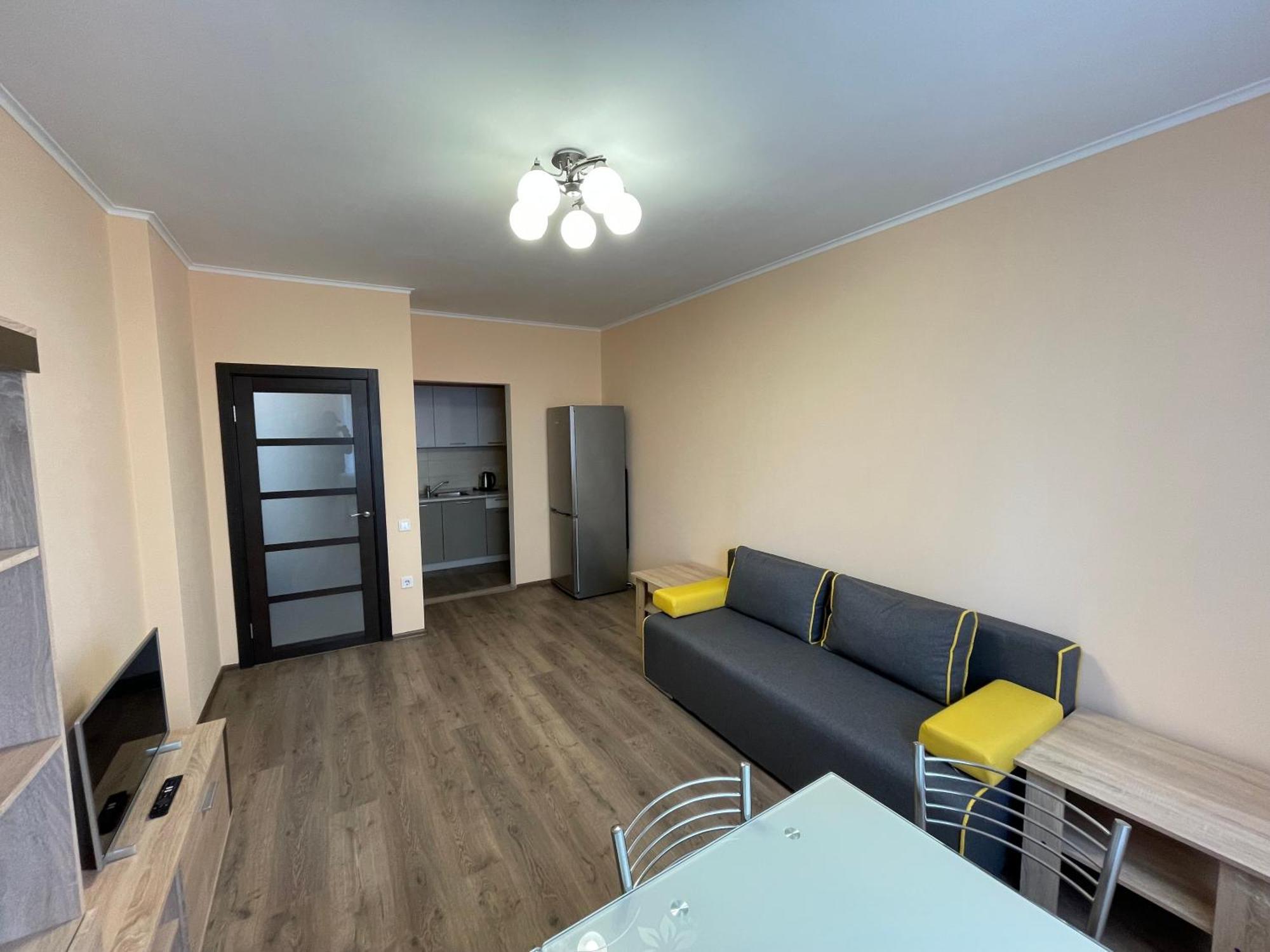 Apartment Voskresenska 18 , Парковые Озера Kyiv Room photo