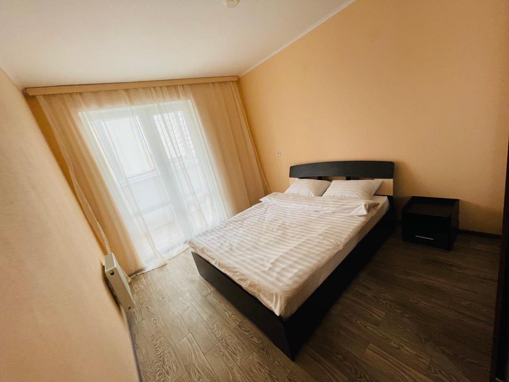 Apartment Voskresenska 18 , Парковые Озера Kyiv Room photo